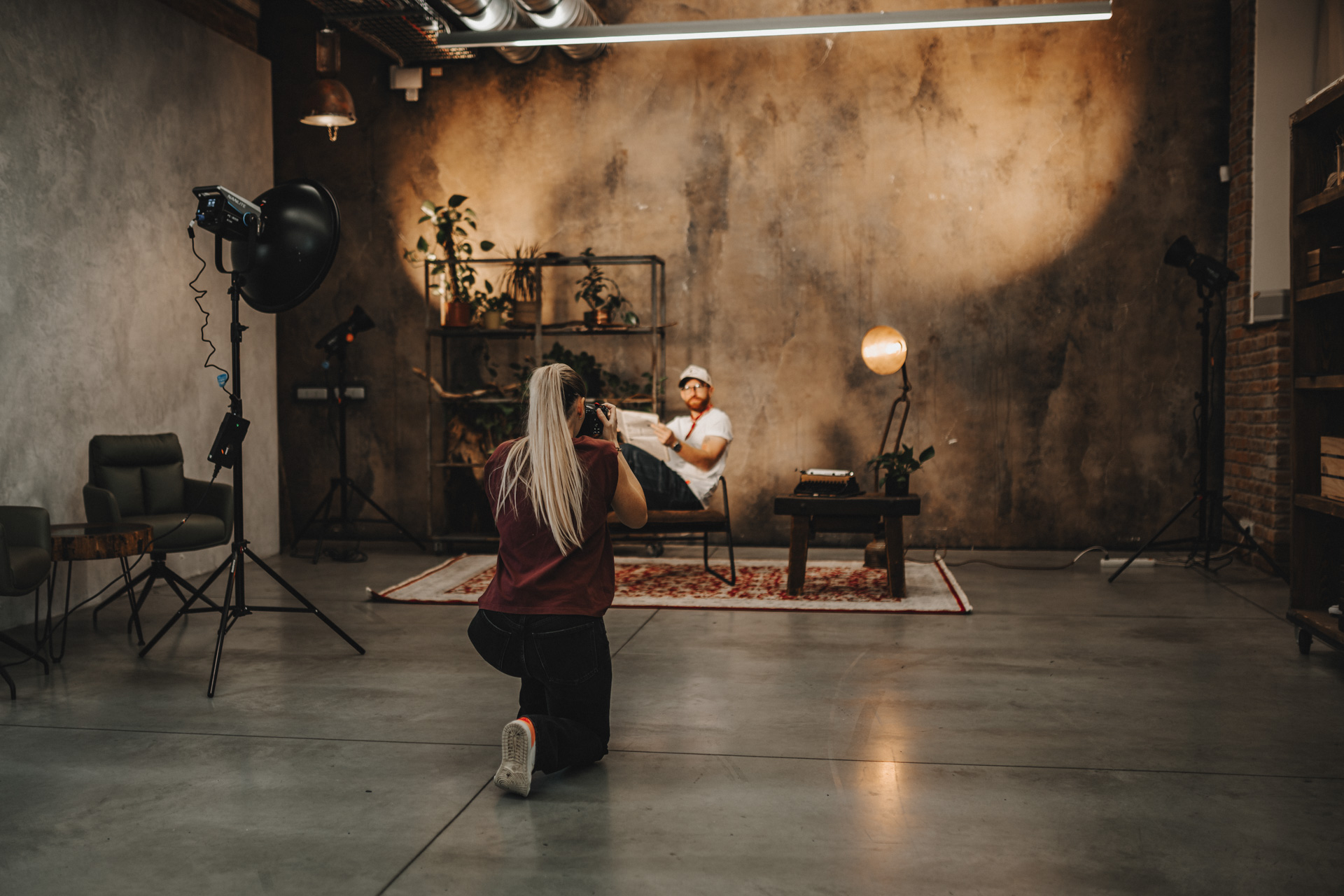 project studio, kreativní studio, foto a video studio, podcast studio, pronájem ateliéru, soukromé akce studio pronájem studia Praha, multifunkční prostor creative studio prague, foto video podcast studio, rental creative space, private event studio, studio for rent Prague, design studio for rent